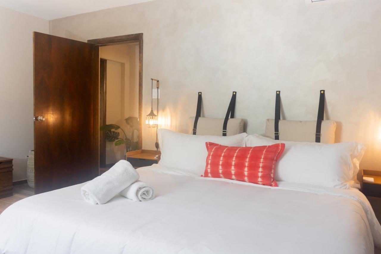 Tradewinds Apartments Simpson Bay Eksteriør bilde