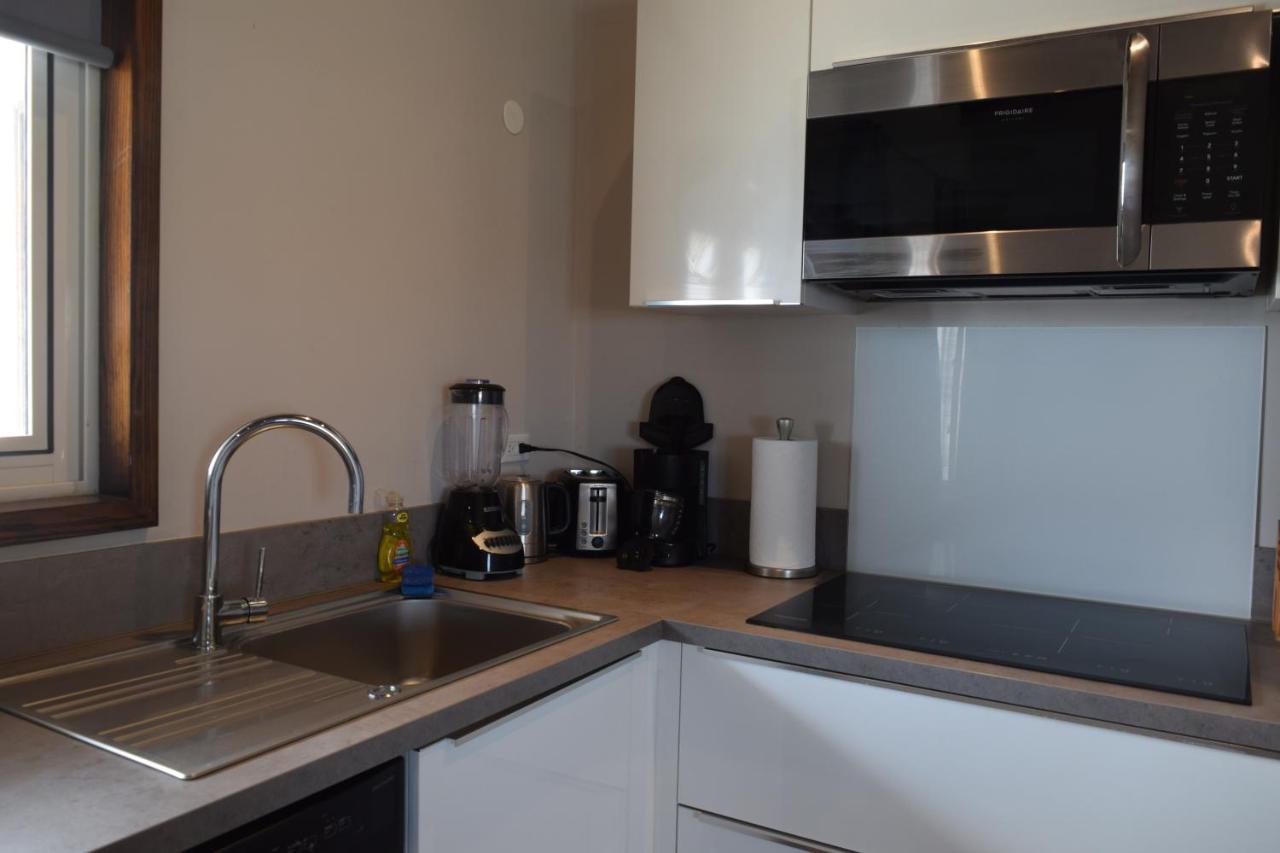 Tradewinds Apartments Simpson Bay Eksteriør bilde