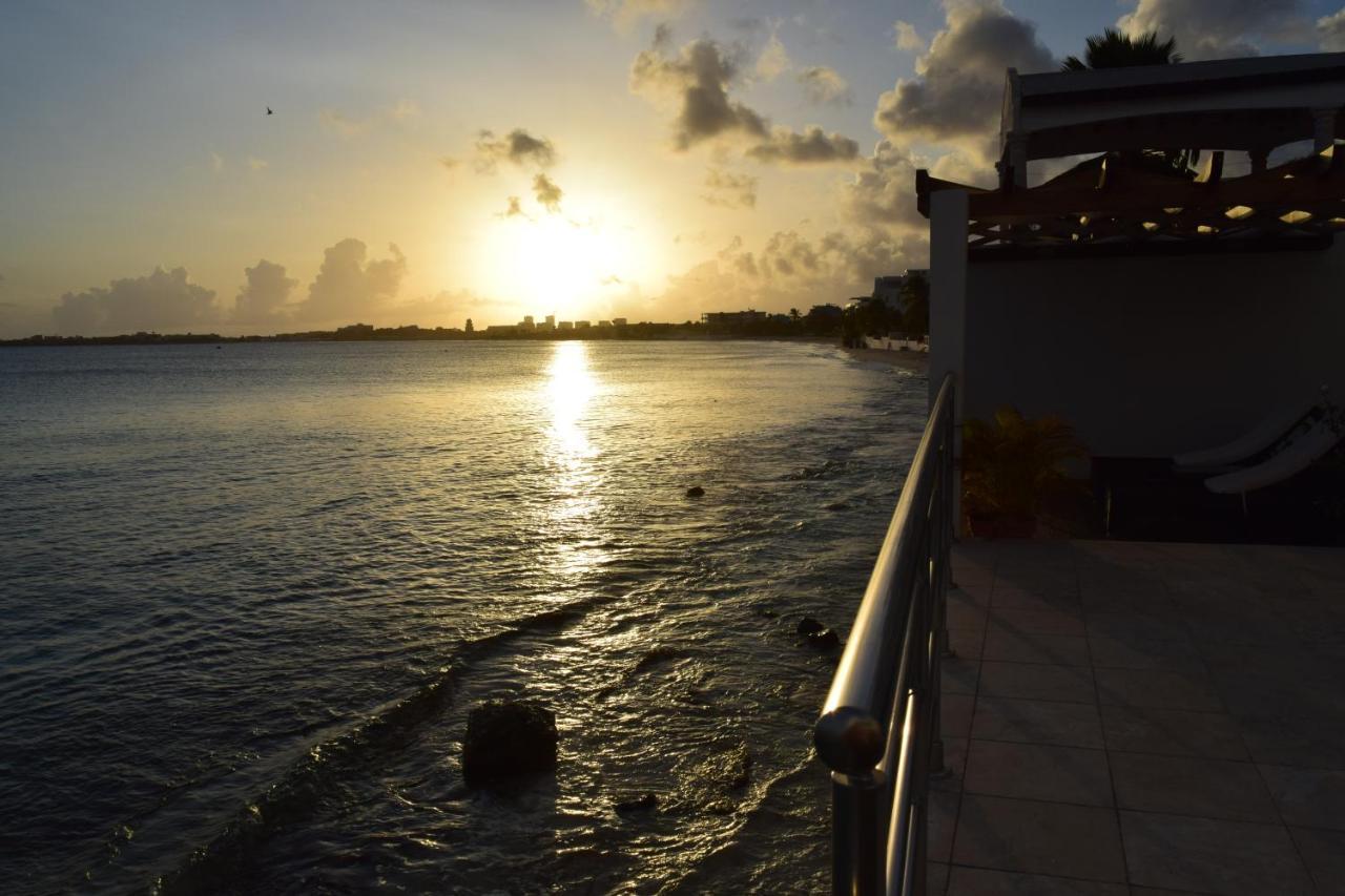 Tradewinds Apartments Simpson Bay Eksteriør bilde