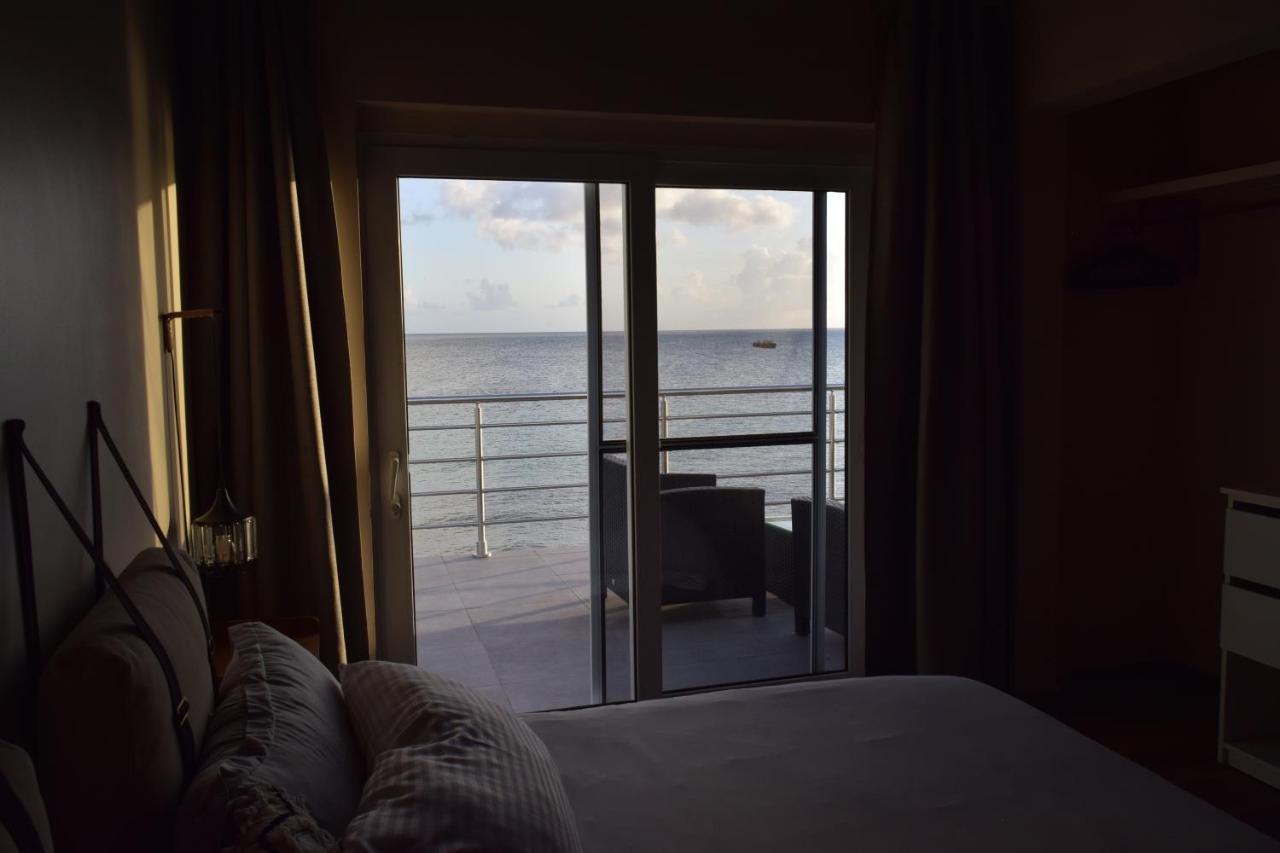 Tradewinds Apartments Simpson Bay Eksteriør bilde